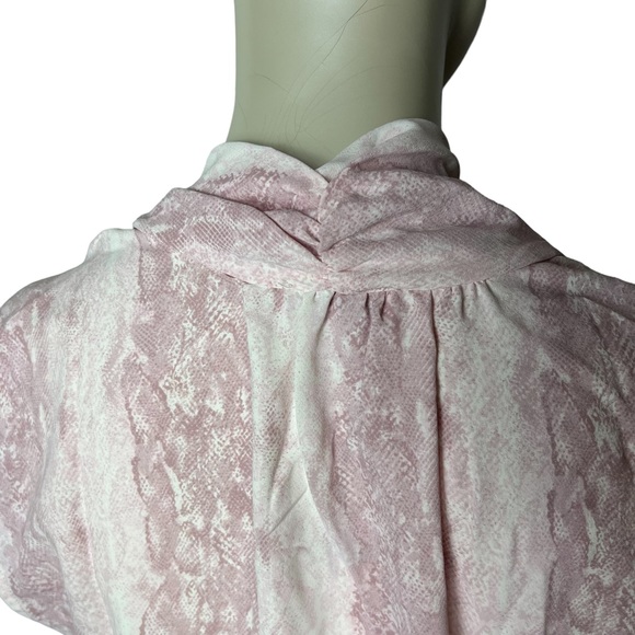 Current Air brand Mauve Sleeveless Tie Bow Snakeskin design Top - Picture 7 of 11